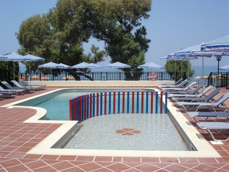Margarita Beach Hotel Agia Marina المظهر الخارجي الصورة